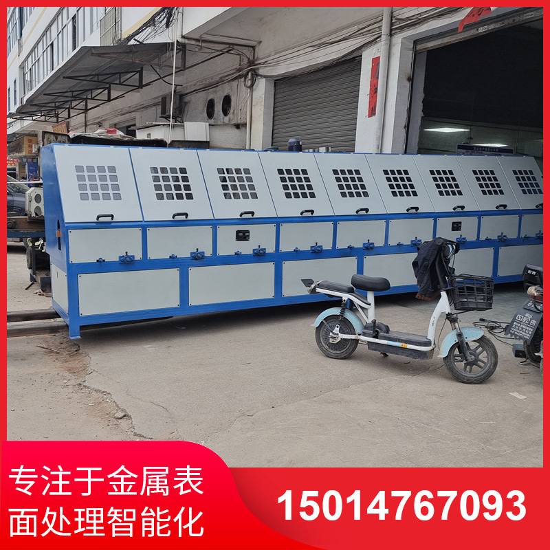 圓(yuan)筦(guan)自(zi)動(dong)抛(pao)光機